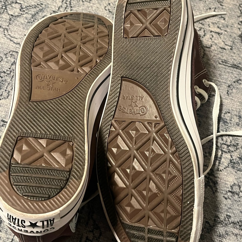 Men’s Converse high top sneakers - Picture 3 of 7